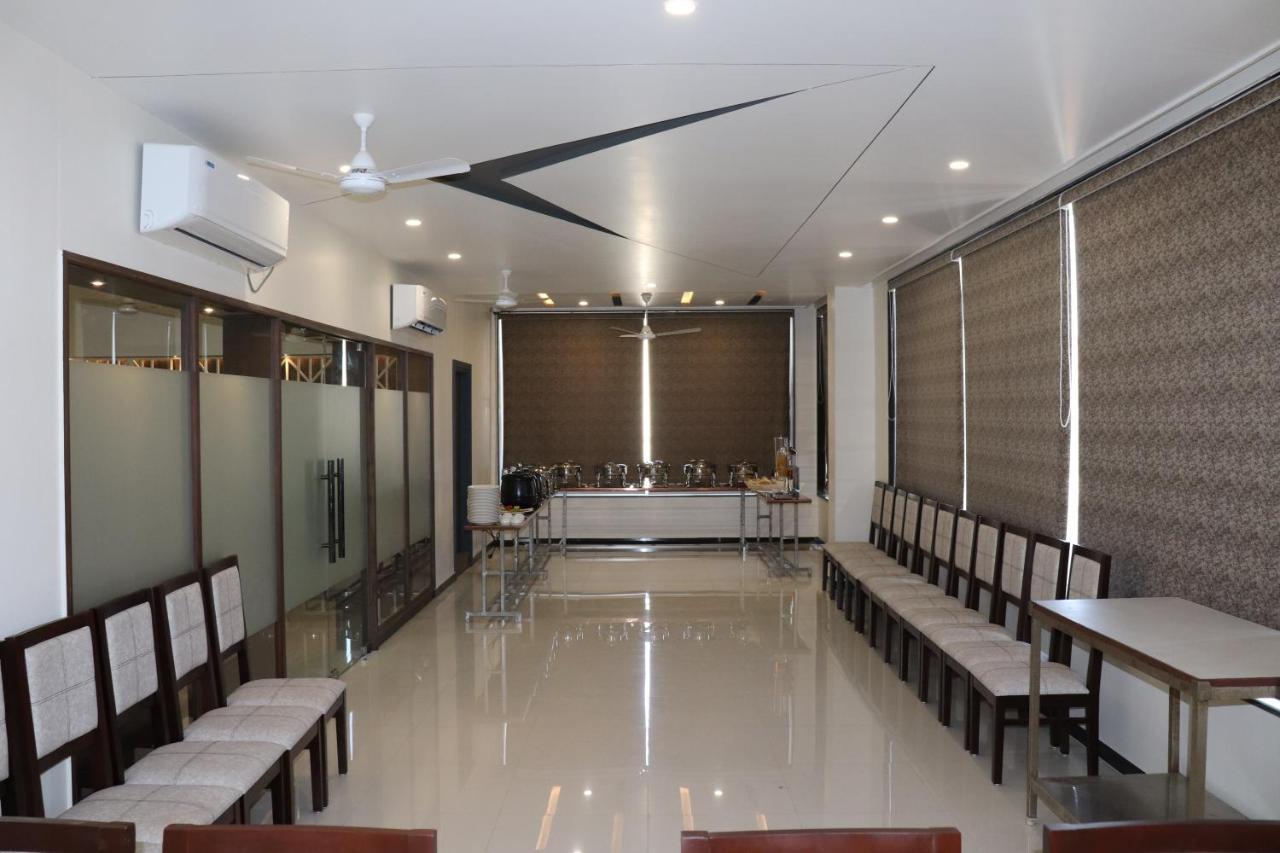 Hotel City Point Phalodi  Екстер'єр фото
